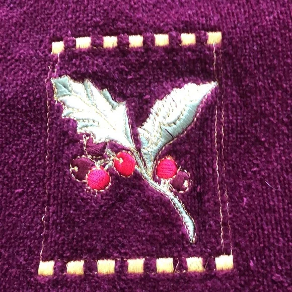 Embroidered Bath Towel Set - Picture 3 of 8